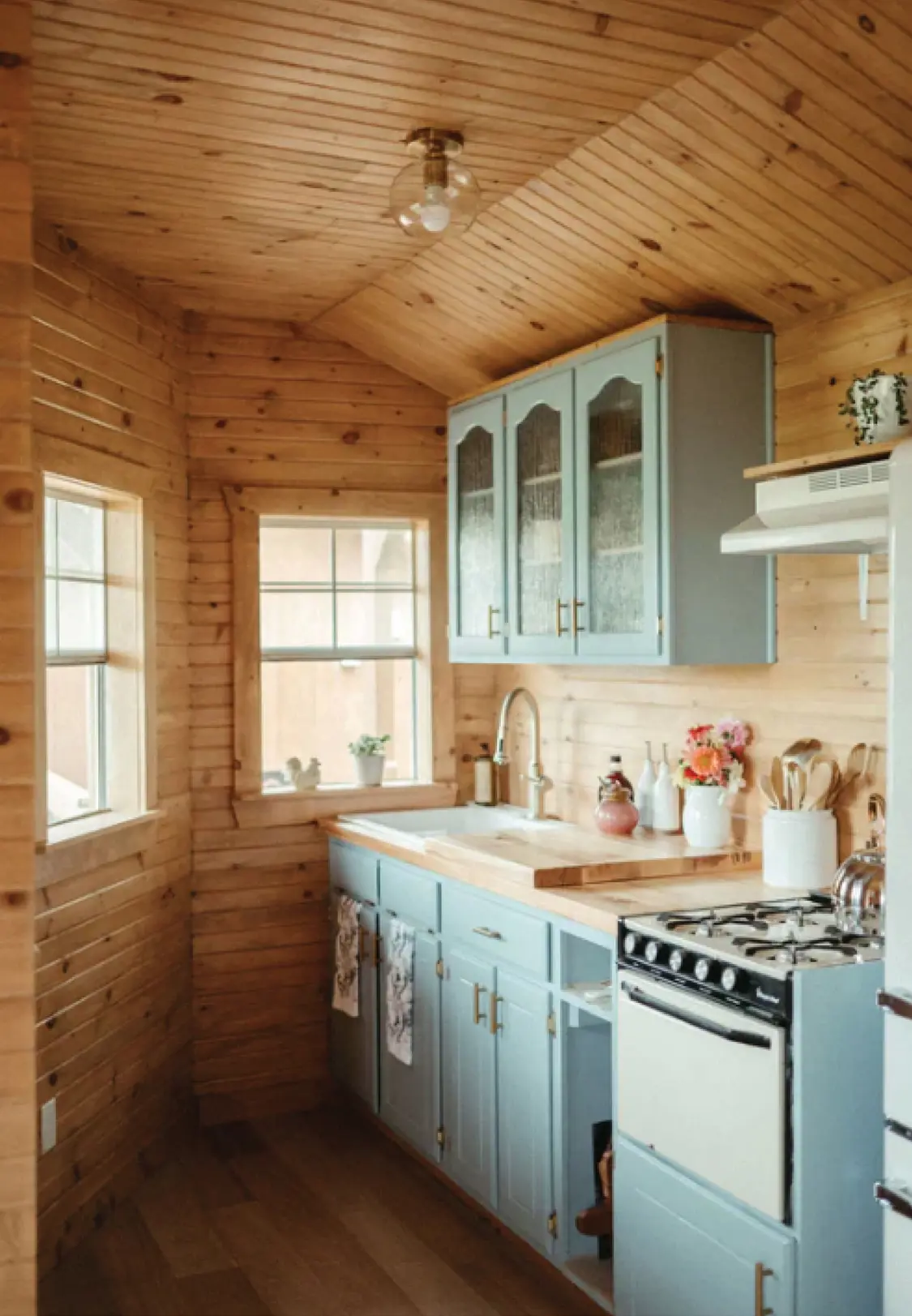 Magic Maple Weekend Kitchen